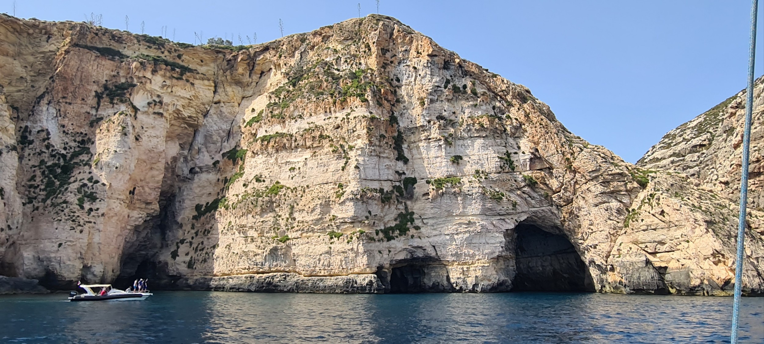 Blu Grotto Bay