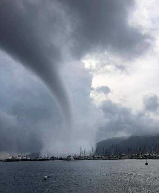 Tornado 11 2018 00011