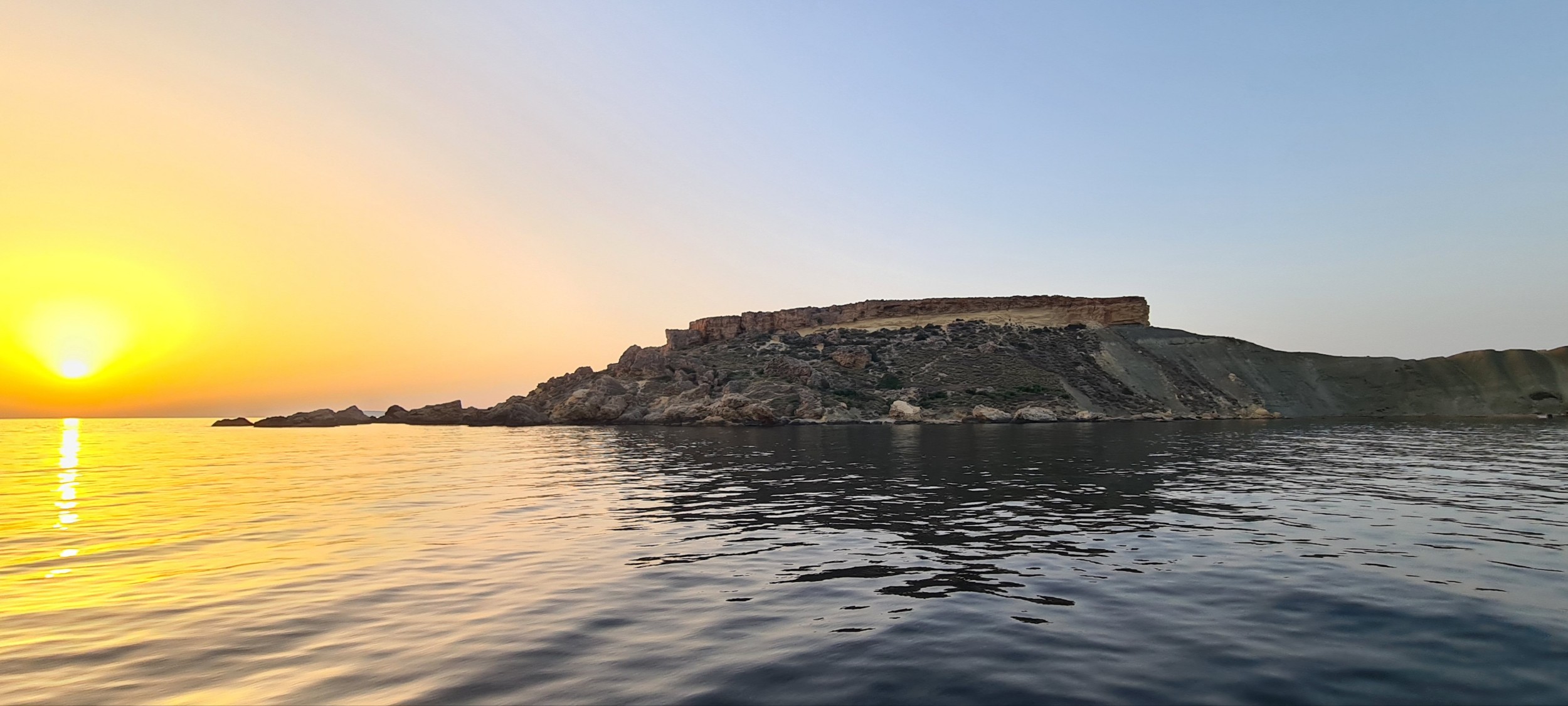 Qarraba Bay